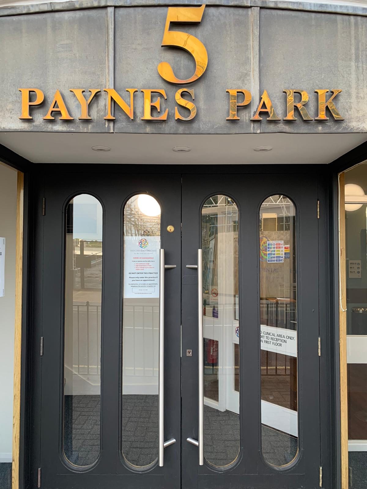 The entrance to Hitchin Dental Care at 5 Paynes Park, Hitchin